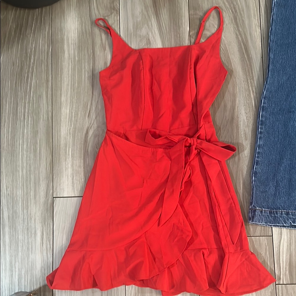 Elegant Red Sleeveless Dress